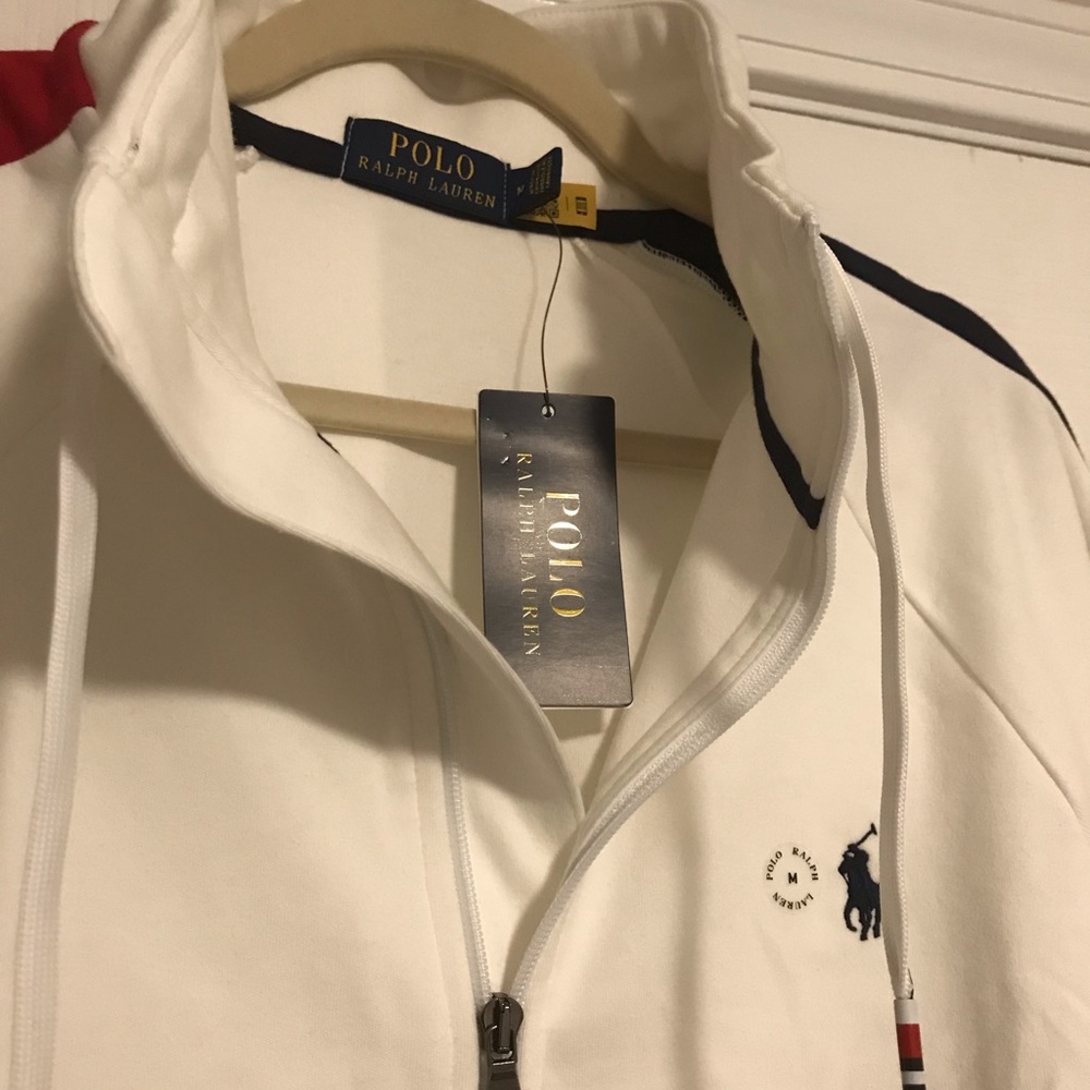 Polo Ralph Lauren sweatahirt 2 small/1 medium new with tag